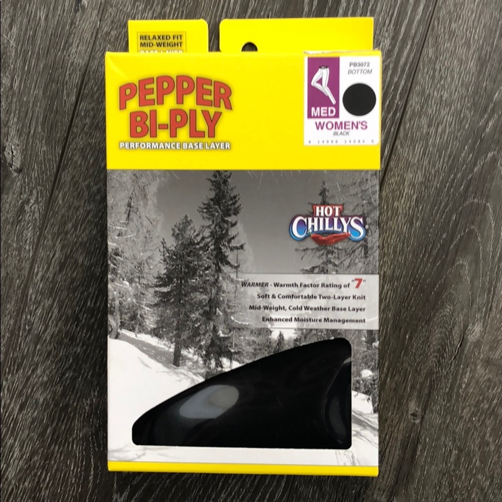 🆕 Hot Chillys black base layer bottom Medium